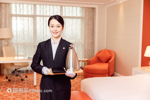 酒店服務(wù)細(xì)節(jié)中的托盤(pán)與熱水瓶管理藝術(shù)